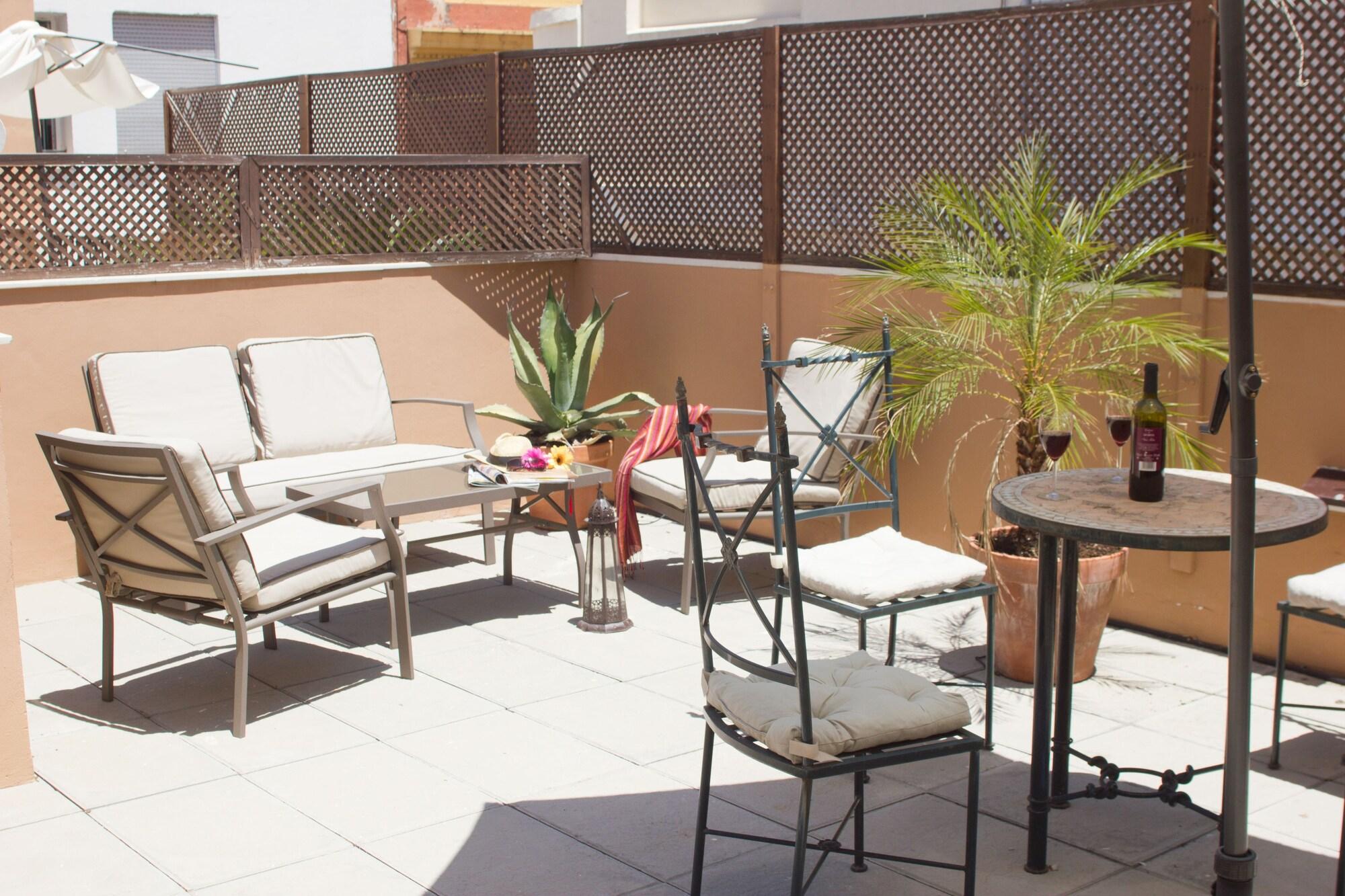 Life Apartments Giralda Suites Seville Luaran gambar